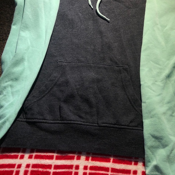 Two Tone Sweatshirt - Picture 2 of 3